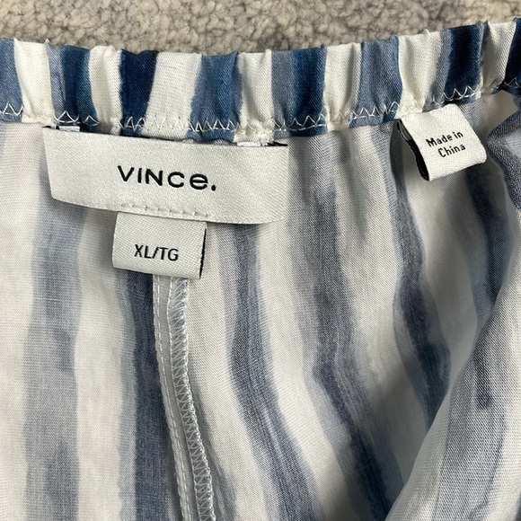 New Vince Painterly Striped Shorts Pull On Elastic Waist Blue White Sz XL - Picture 6 of 15